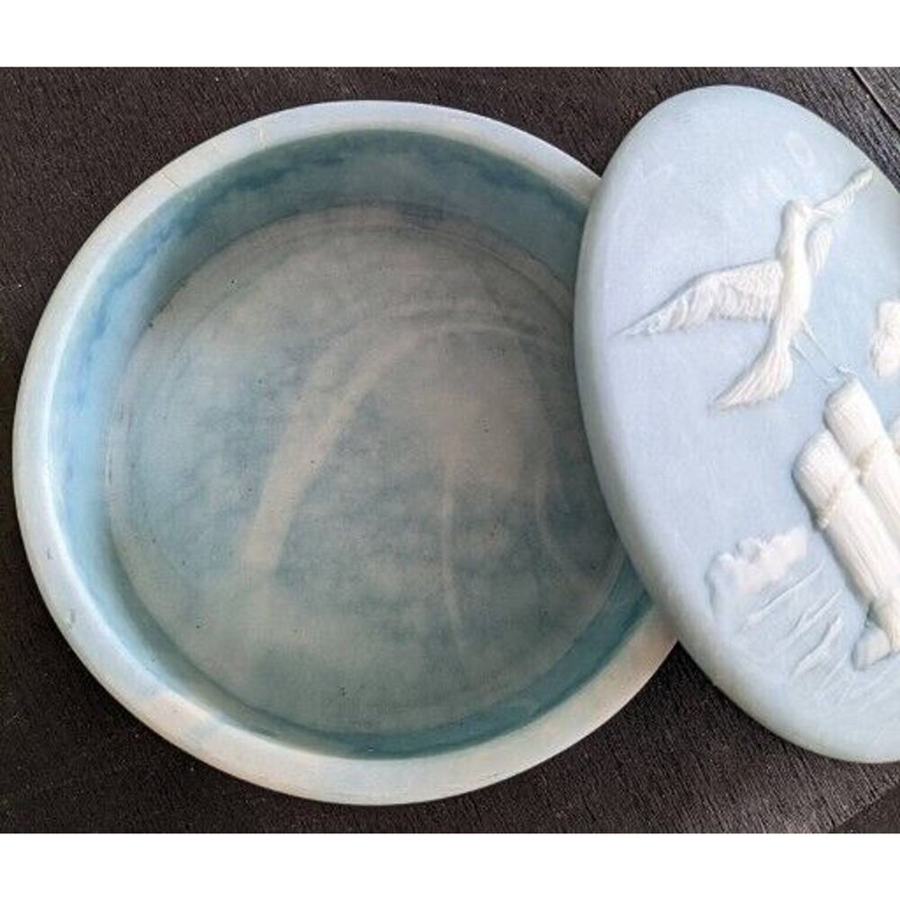VTG Genuine Blue Incolay Trinket Box Robert Nemith Handcrafted Seagulls Nautical - Picture 3 of 8